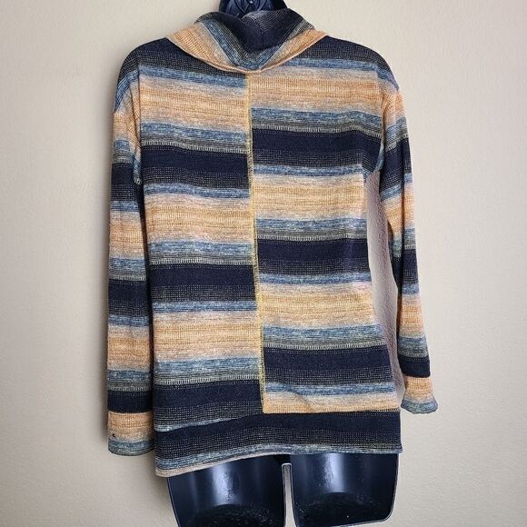 Ginger G Striped Turtleneck - Picture 4 of 8